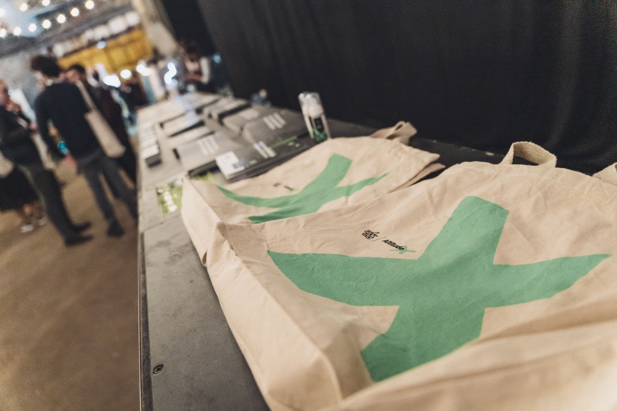 Image of the Peak website's landing page