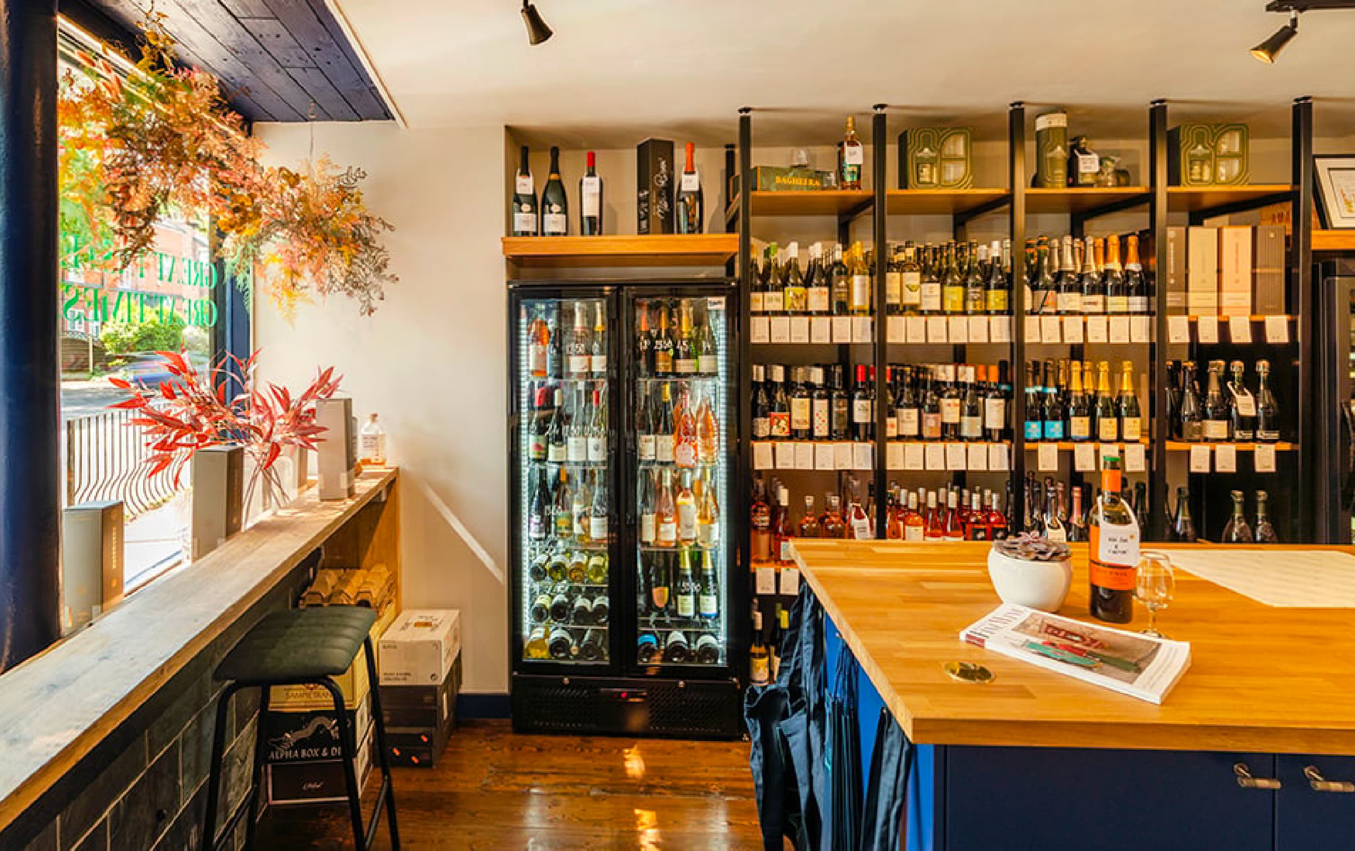 Reserve Wine shop's interior image